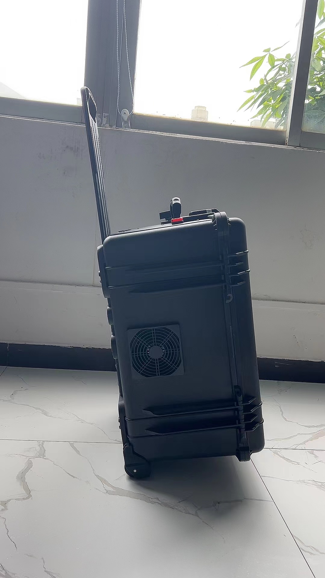凤县手拉箱型移动通信干扰器